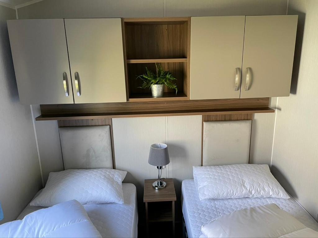 6 Berth Comfy Homely Caravan, Dog Friendly Belton with Browston Luaran gambar
