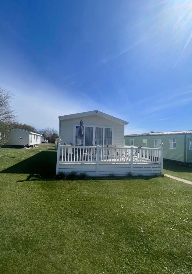 6 Berth Comfy Homely Caravan, Dog Friendly Belton with Browston Luaran gambar