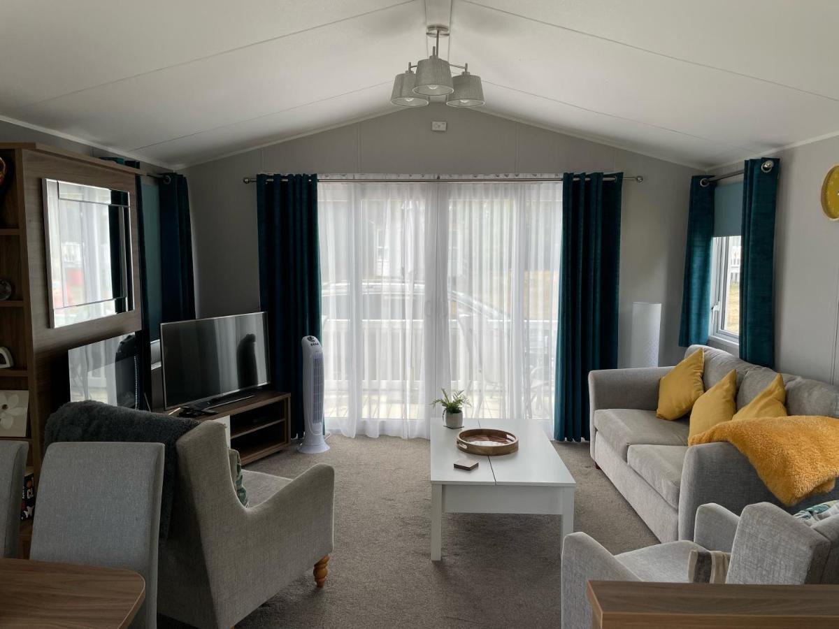 6 Berth Comfy Homely Caravan, Dog Friendly Belton with Browston Luaran gambar