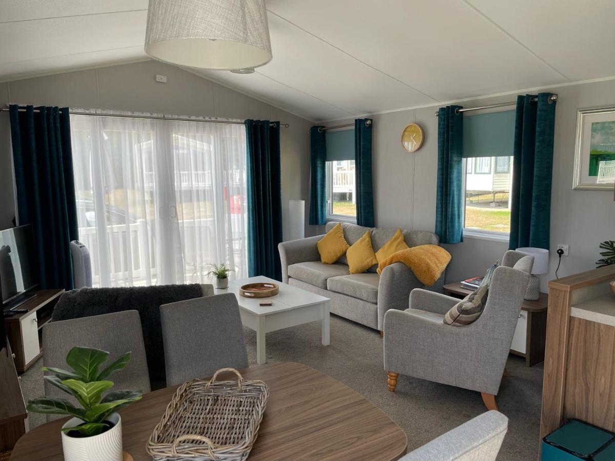 6 Berth Comfy Homely Caravan, Dog Friendly Belton with Browston Luaran gambar