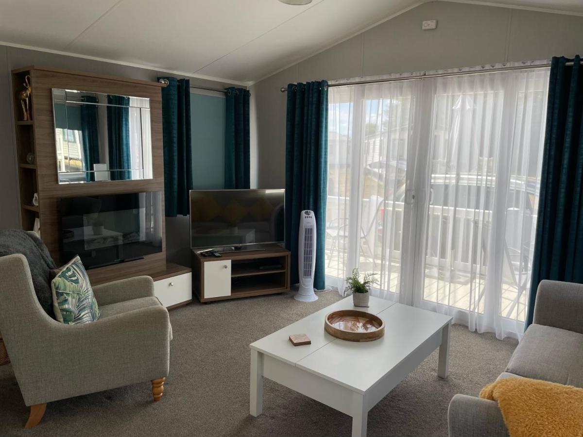 6 Berth Comfy Homely Caravan, Dog Friendly Belton with Browston Luaran gambar